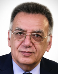 دکتر حسین آصف جاه تخصص زنان و زایمان در شهر شیراز