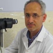 دکتر همایون نیک خواه تخصص چشم‌پزشکی در شهر تهران
