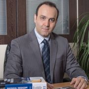 دکتر علی زینلی تخصص جراحی مغز و اعصاب در شهر تهران