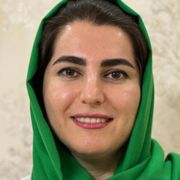 دکتر ویدا محمدی کارشناس ارشد علوم تغذیه در شهر شیراز