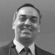 دکتر سید رضا هاشمی تخصص بیماری‌های قلب و عروق در شهر تهران