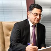 دکتر امین اله پیرایه گر تخصص روان‌پزشکی در شهر تهران